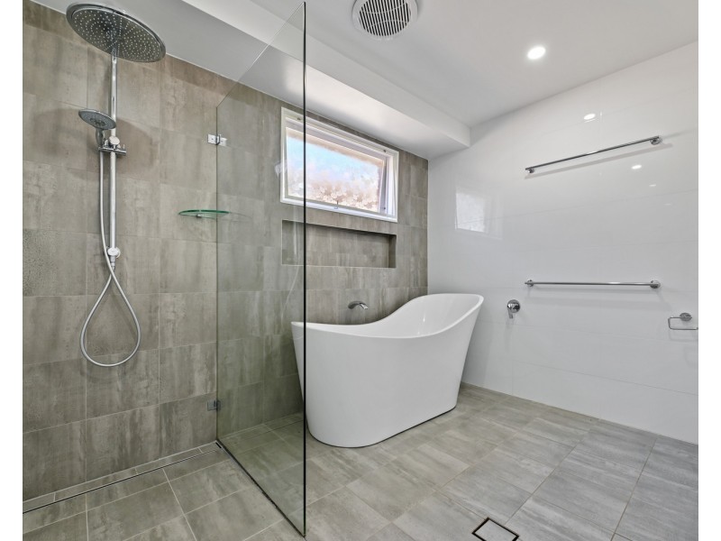 4 Towner Avenue, Milperra NSW 2214