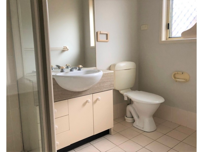 3 Mallee Court, Wattle Grove NSW 2173