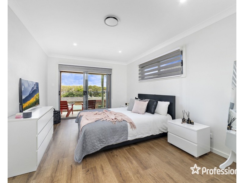 30 Burbank Avenue, East Hills NSW 2213