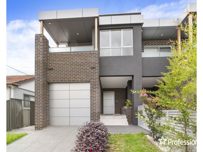 38 Sandakan Road, Revesby Heights NSW 2212