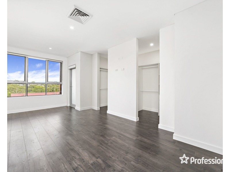 38 Sandakan Road, Revesby Heights NSW 2212