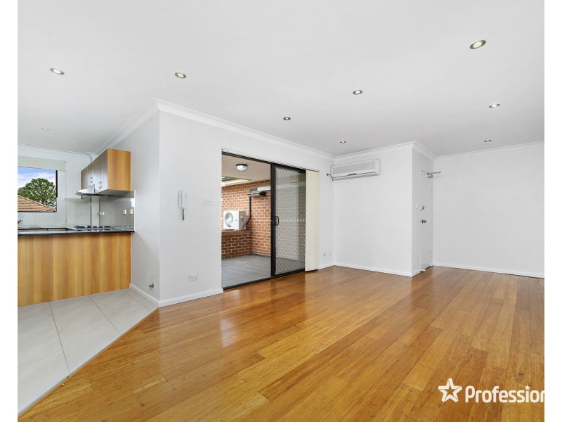 21/14 White Avenue, Bankstown NSW 2200