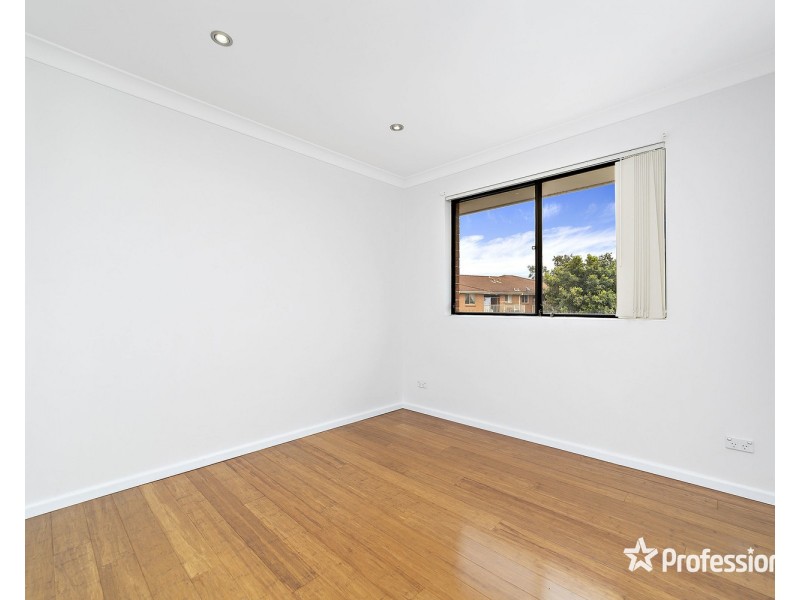 21/14 White Avenue, Bankstown NSW 2200