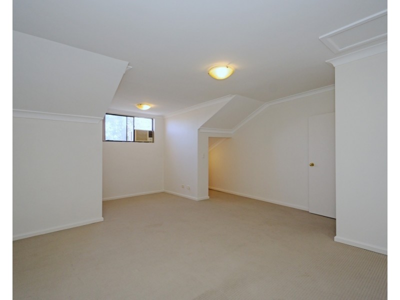 6/18 Howard Road, Padstow NSW 2211