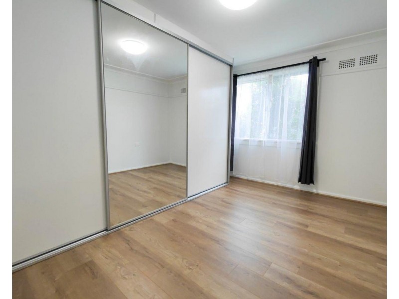 213 Davies Road, Padstow NSW 2211