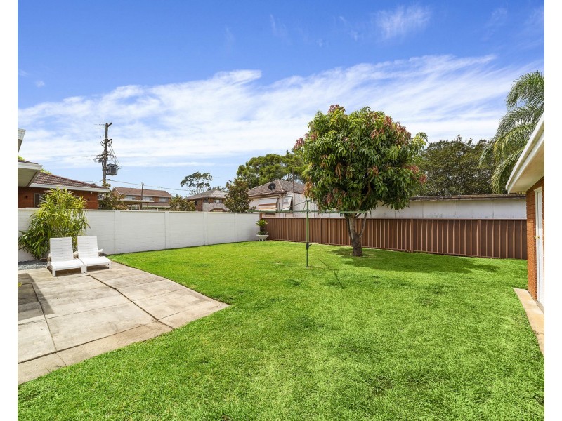 164 Gibson Avenue, Padstow NSW 2211