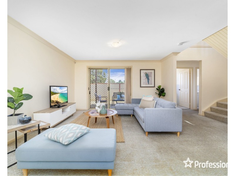 9/6 Lehn Road, East Hills NSW 2213