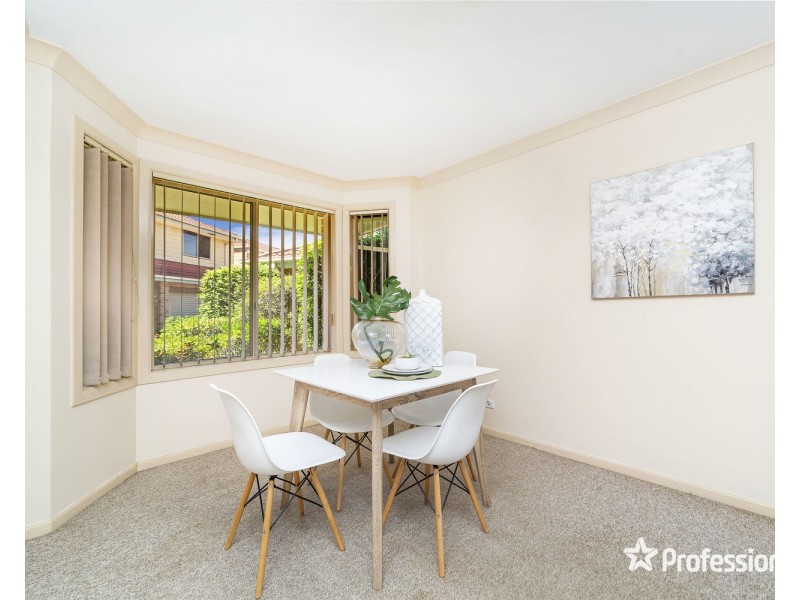 9/6 Lehn Road, East Hills NSW 2213