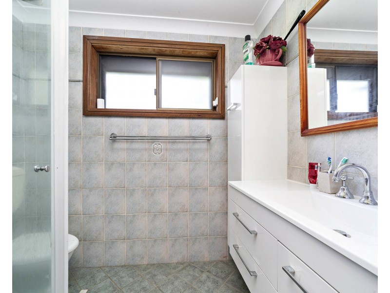 764A Henry Lawson Drive, Picnic Point NSW 2213