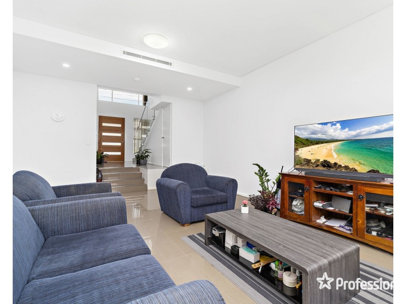 6A Tallawarra Avenue, Padstow NSW 2211