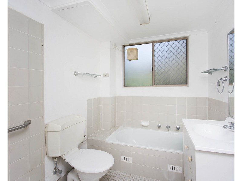 1D/218 Box Road, Miranda NSW 2228