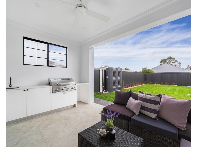 15A Eileen Street, Picnic Point NSW 2213
