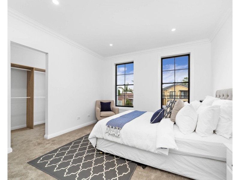 15A Eileen Street, Picnic Point NSW 2213