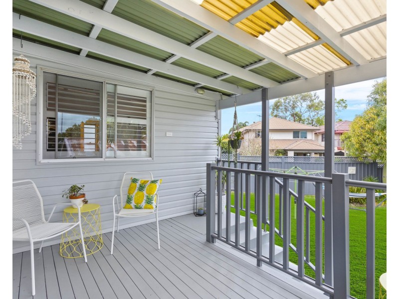 10 Denny Road, Picnic Point NSW 2213