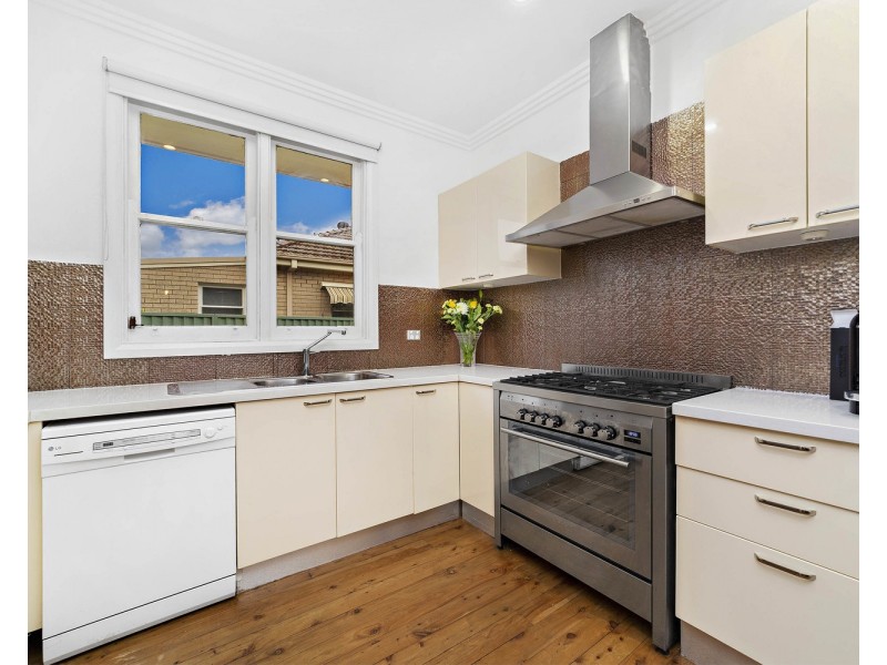 8 Dravet Street, Padstow NSW 2211