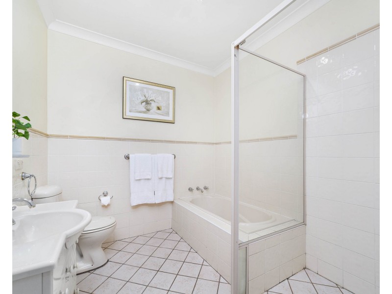 12 Alliance Avenue, Revesby NSW 2212