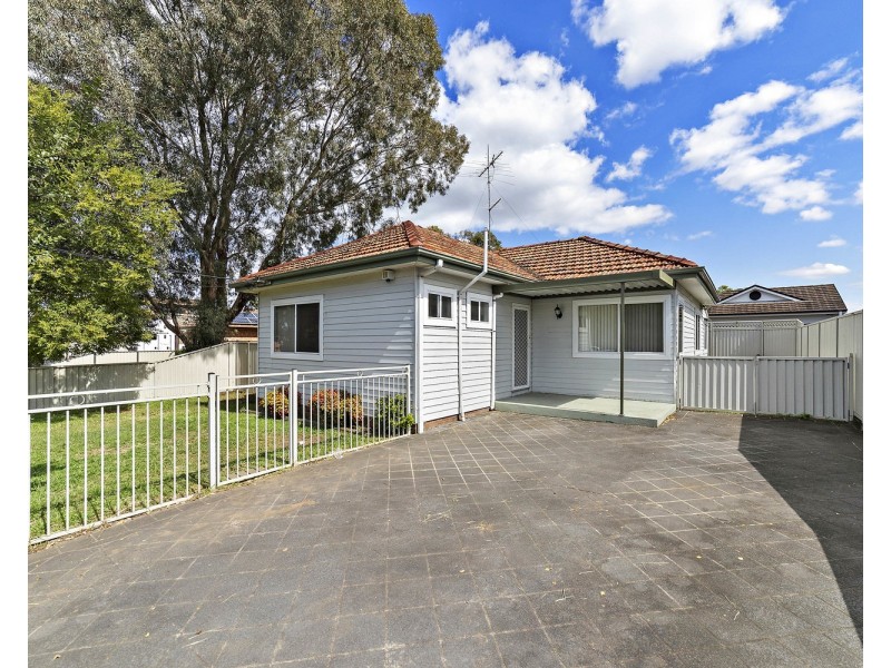 86 Queen Street, Revesby NSW 2212