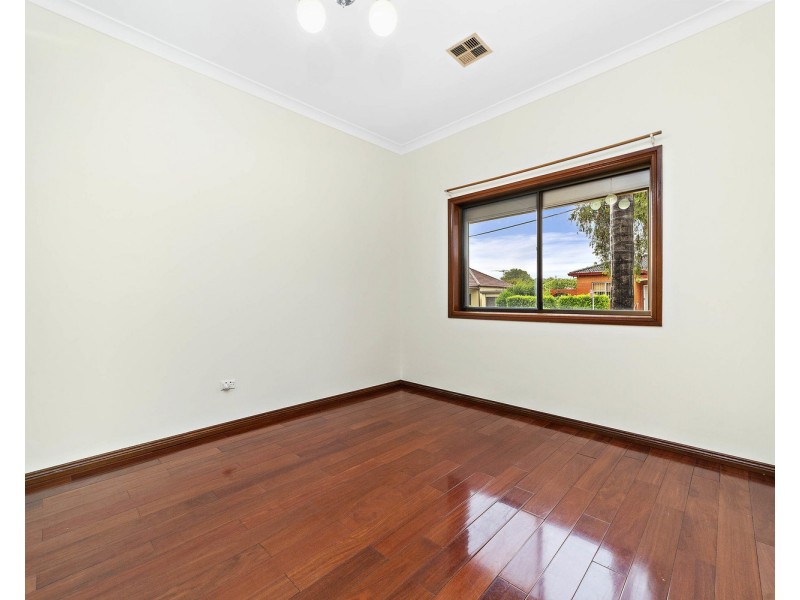 4 Cooks Avenue, Canterbury NSW 2193