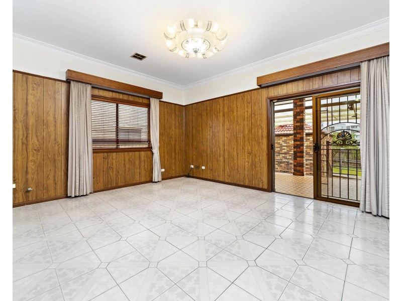 4 Cooks Avenue, Canterbury NSW 2193