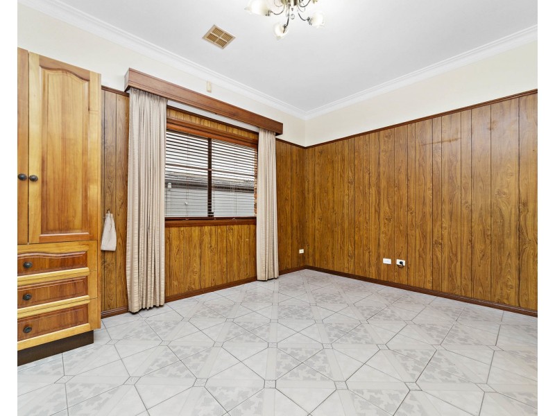 4 Cooks Avenue, Canterbury NSW 2193