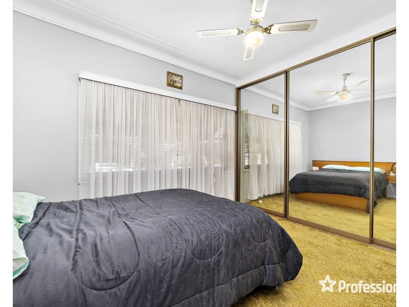 6 Alliance Avenue, Revesby NSW 2212