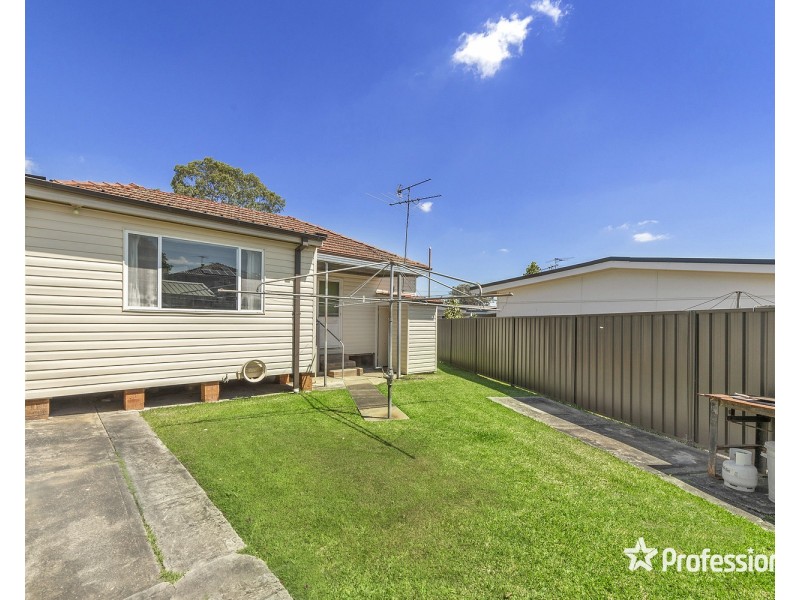 6 Alliance Avenue, Revesby NSW 2212