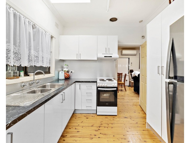 5 Winston Avenue, Bass Hill NSW 2197