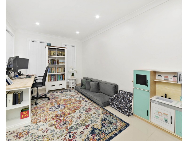 5 Winston Avenue, Bass Hill NSW 2197