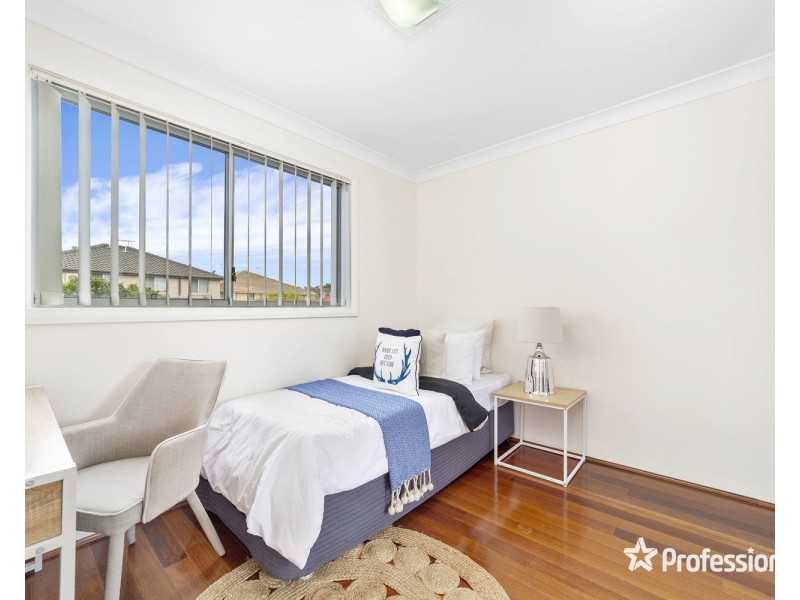 3 Benfield Parade, Panania NSW 2213