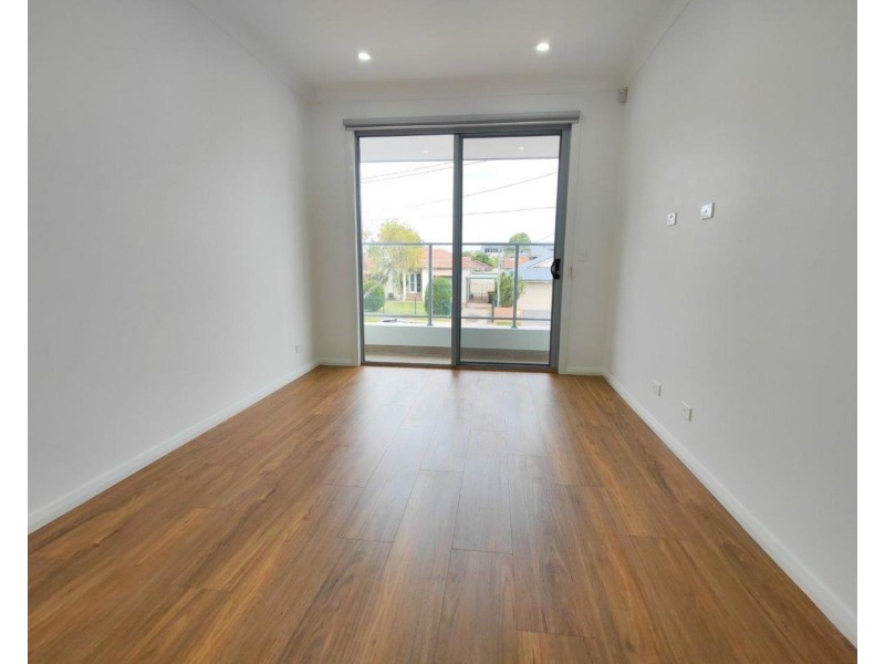 8A Lochinvar Street, Revesby NSW 2212