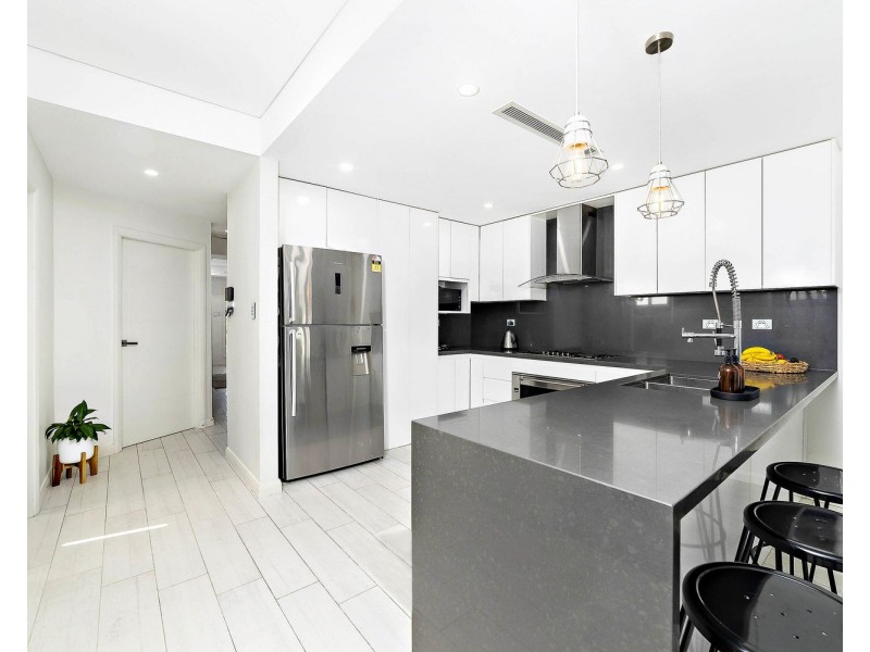 18 Lindsay Street, Panania NSW 2213