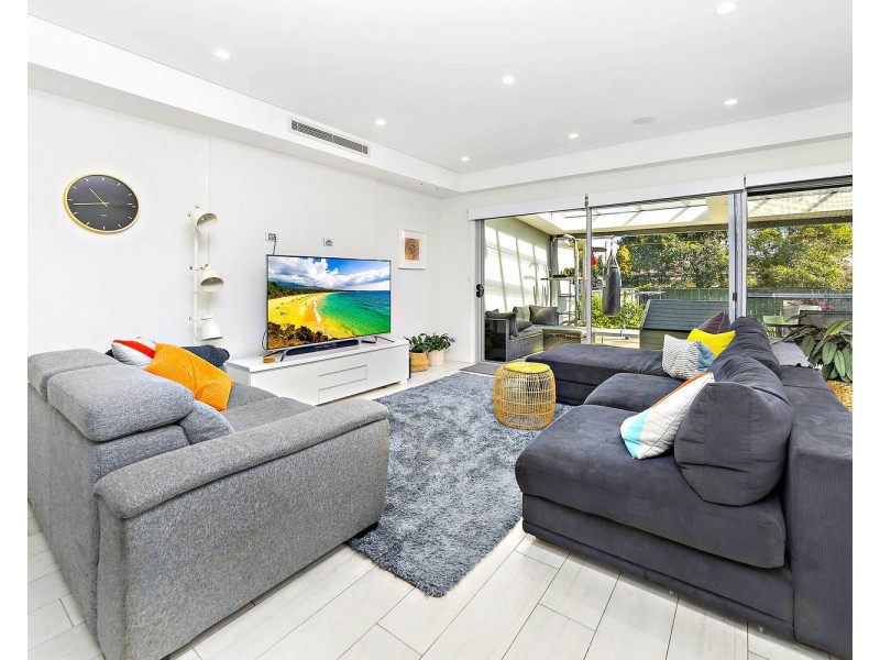 18 Lindsay Street, Panania NSW 2213