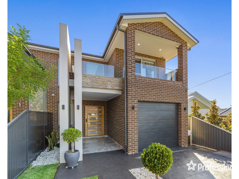 66A Apex Avenue, Picnic Point NSW 2213