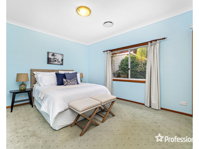 12 Austin Boulevard, Picnic Point NSW 2213