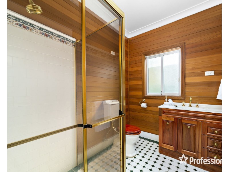 12 Austin Boulevard, Picnic Point NSW 2213