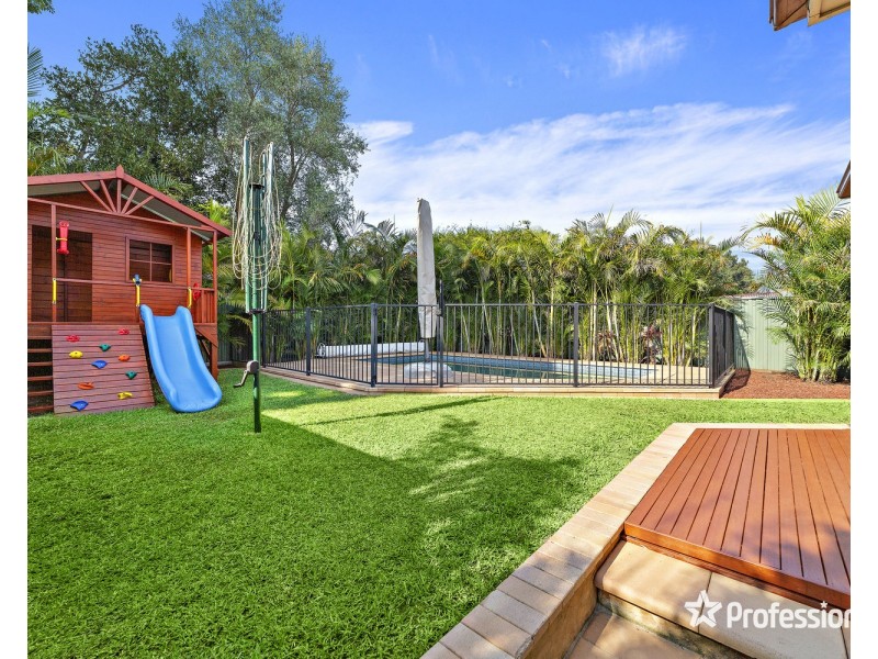 12 Austin Boulevard, Picnic Point NSW 2213