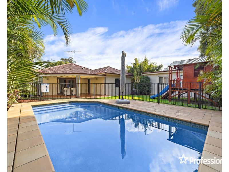 12 Austin Boulevard, Picnic Point NSW 2213