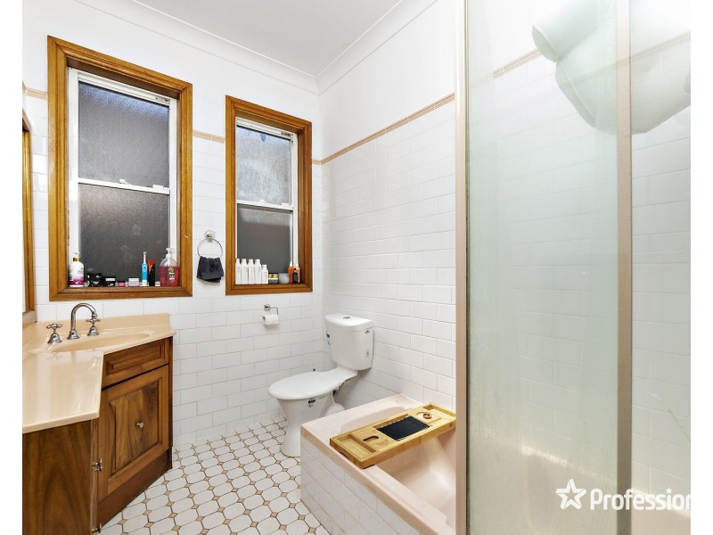 54 Eastern Avenue, Panania NSW 2213