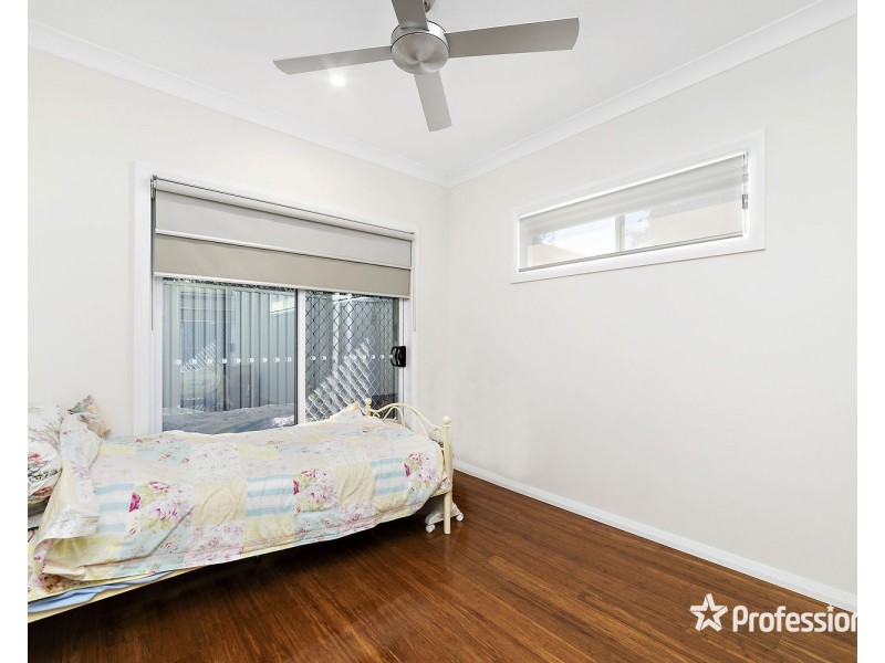 54 Eastern Avenue, Panania NSW 2213