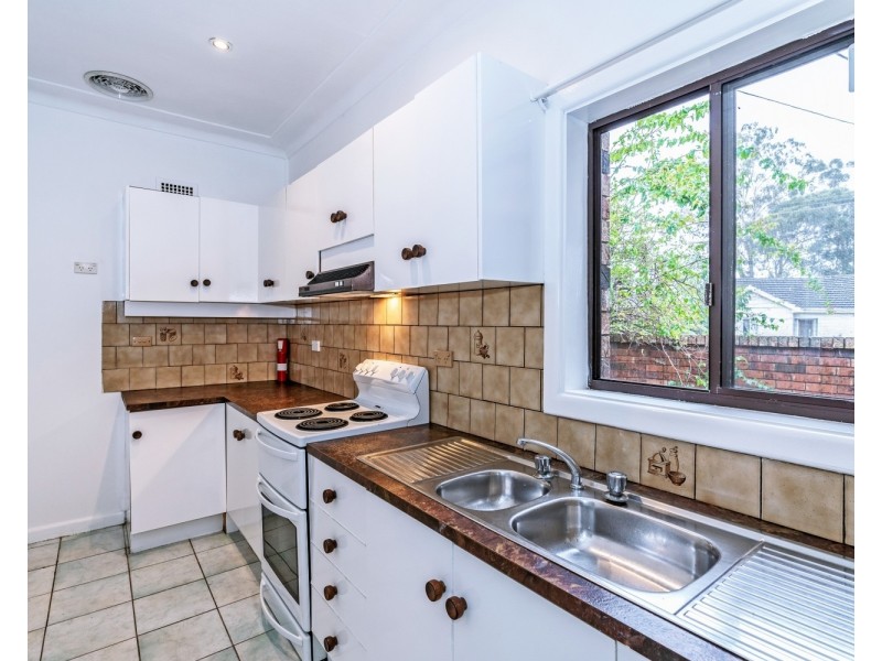 1 Swan St, Revesby NSW 2212