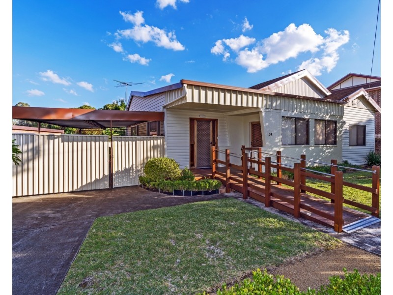 34 Chertsey Avenue, Bankstown NSW 2200
