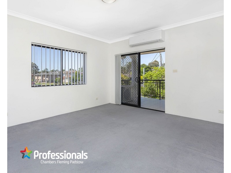 12 Dickenson Street, Panania NSW 2213
