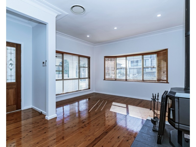 1 Alamein Road, Revesby Heights NSW 2212