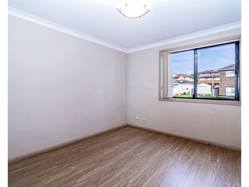 10 Tallawarra Avenue, Padstow NSW 2211