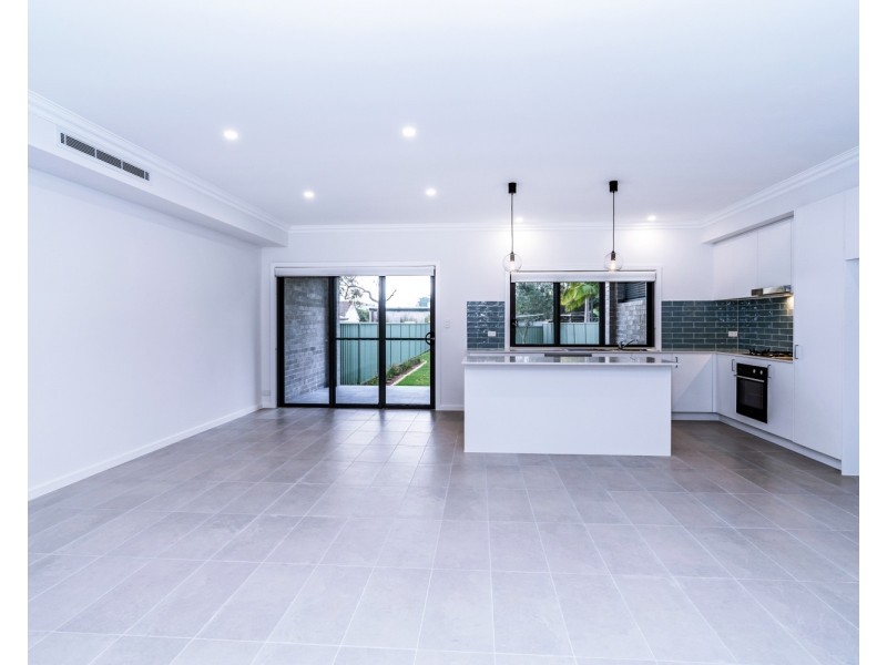16 Sinai Avenue, Milperra NSW 2214