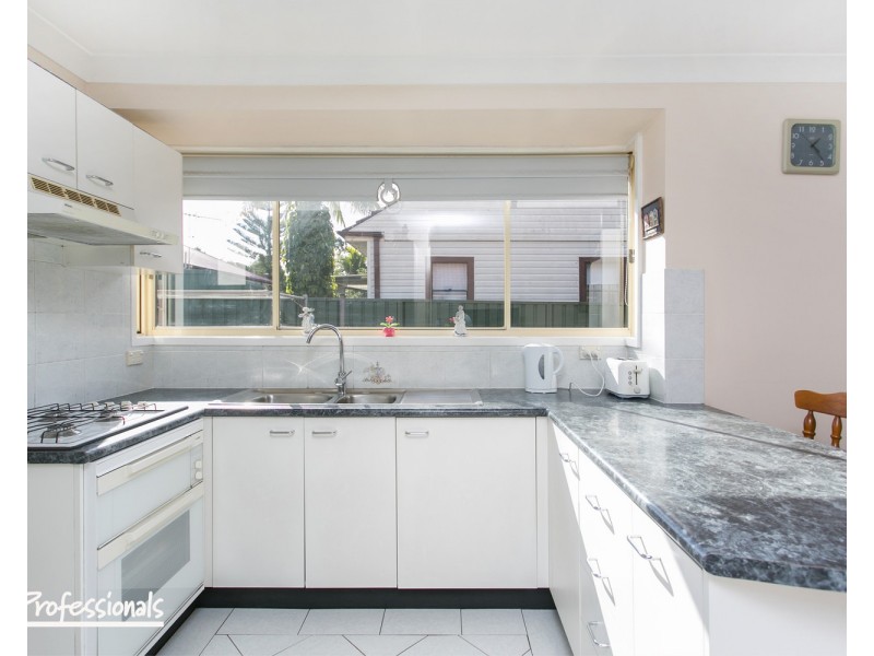 22 Lock Avenue, Padstow NSW 2211