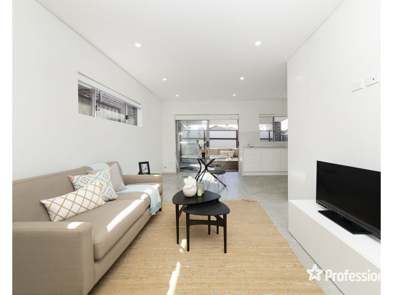 1/101 Queen Street, Revesby NSW 2212