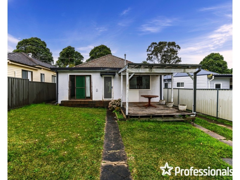 38 Raine Road, Revesby NSW 2212