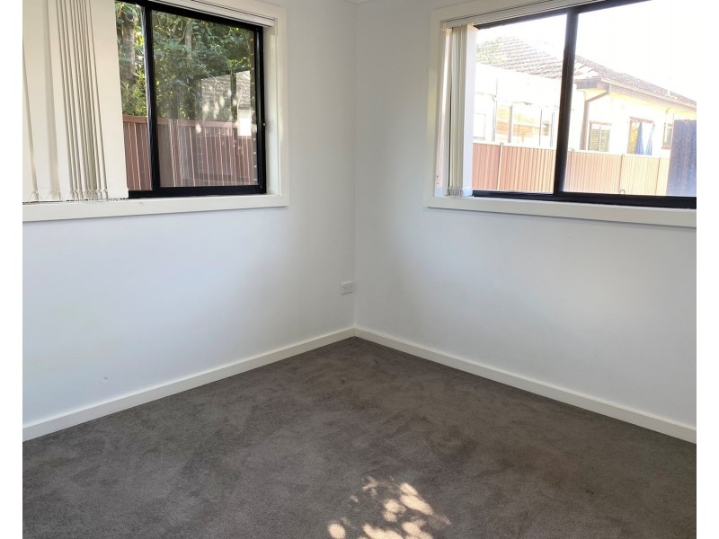 14 School Parade, Padstow NSW 2211