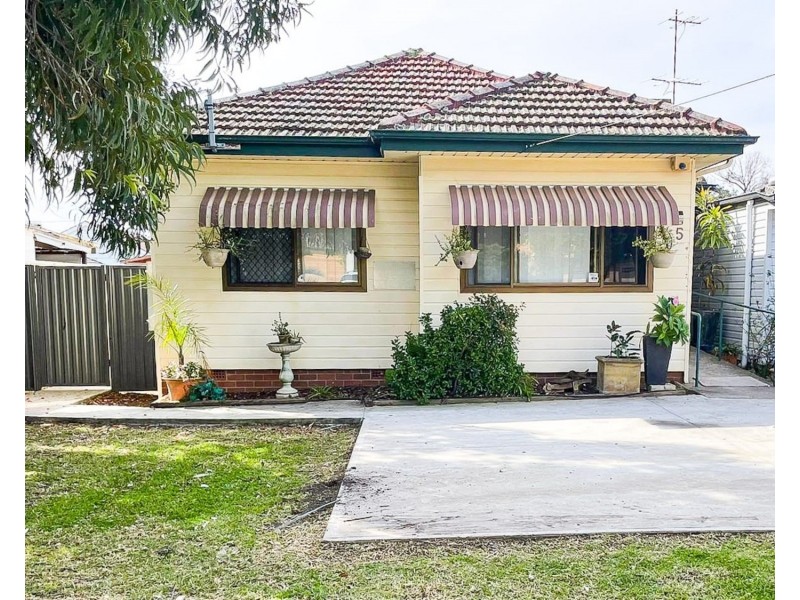 5 Winston Avenue, Bass Hill NSW 2197